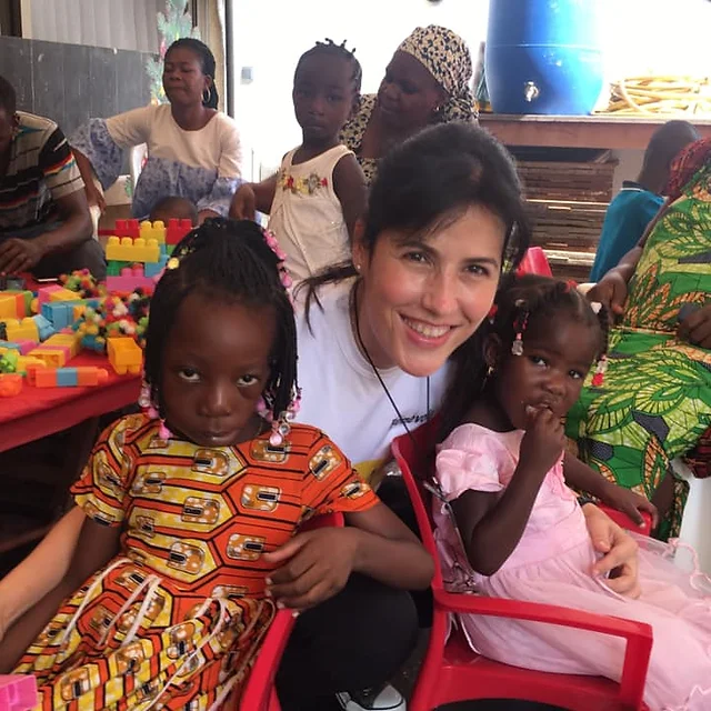 Médecin de Sourire un Jour avec une patiente